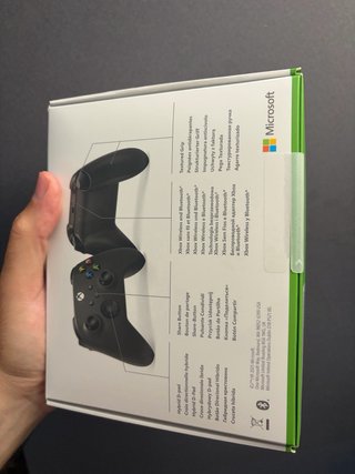 Mando Xbox Carbon Black precintado