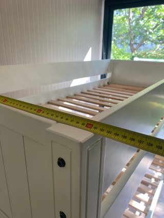 Cama litera blanca lacada casi nueva
