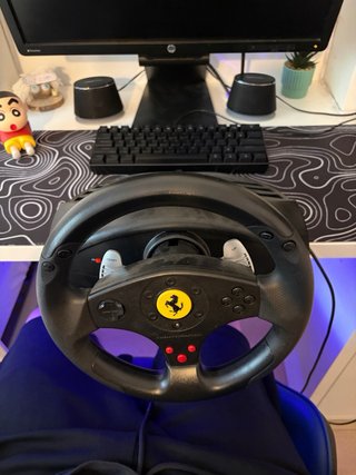 Volante Thrustmaster Ferrari