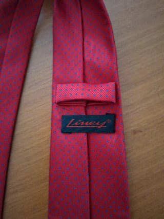 Corbata infantil roja con lunares azul