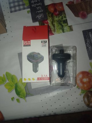 Reproductor FM para Coche Q7 PD 20W