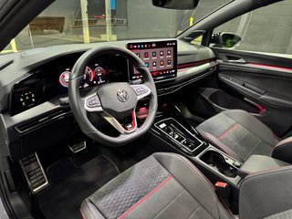 Volkswagen Golf 8.5 GTI 2.0 TSI 300cv Clubsport