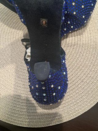 Zapatos de baile azules con pedrería