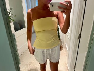 Top amarillo strapless Pull&Bear