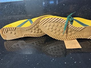 Zapatillas Munich Amarillas y Verdes