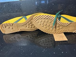Zapatillas Munich Amarillas y Verdes
