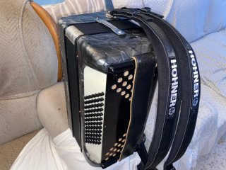 Fisarmonica Hohner Arietta I 72 Bassi