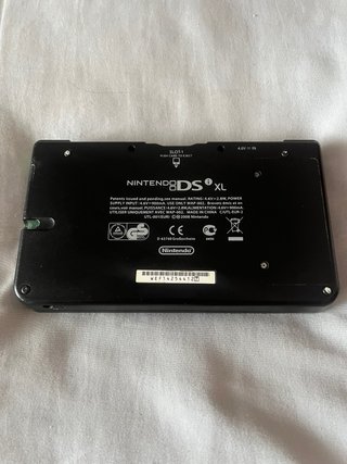 Nintendo DS XL Verde