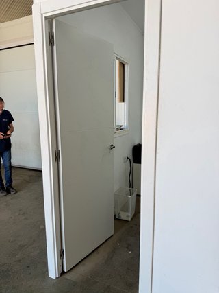 Ventanas y puerta