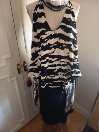 Blusa Zara Rayas Blanco y Negro