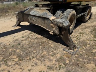 Excavadora Caterpillar 322C Ruedas
