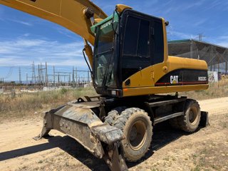 Excavadora Caterpillar 322C Ruedas