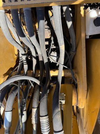 Excavadora Caterpillar 322C Ruedas