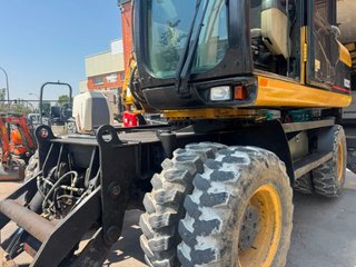 Excavadora Caterpillar 322C Ruedas
