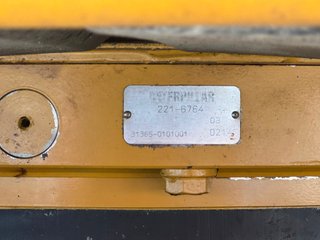 Excavadora Caterpillar 322C Ruedas