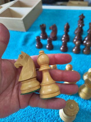 Piezas de ajedrez de madera de boj.Staunton 6.