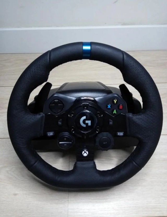 Volante Logitech G923 McLaren TrueForce