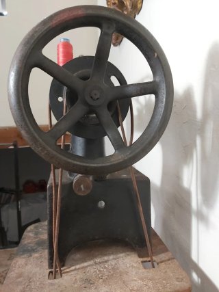 Máquina de coser Singer 29K 1  (BARCELONA)