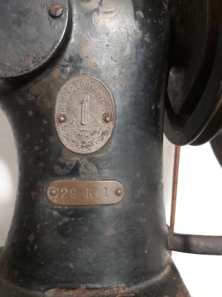 Máquina de coser Singer 29K 1  (BARCELONA)