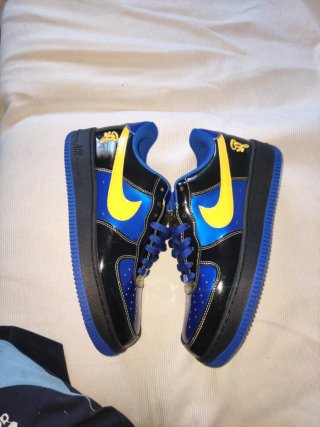 Nike Air Force 1 Negras y Azules
