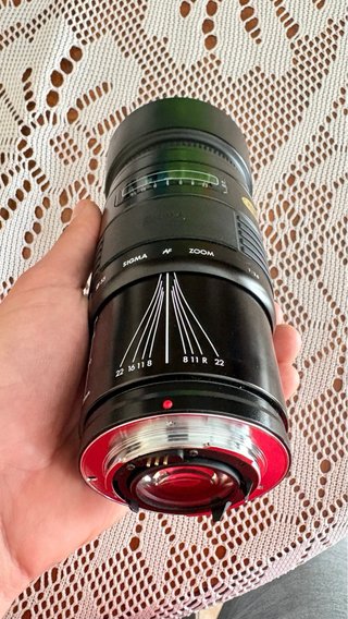 Objetivo Sigma AF Zoom 35-80mm f/ 4-5.6 ACCESORIOS