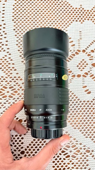 Objetivo Sigma AF Zoom 35-80mm f/ 4-5.6 ACCESORIOS