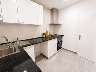 Piso en venta en El Raval en Barcelona
