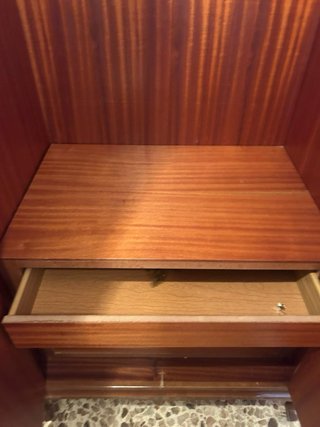Armario clásico madera cerezo