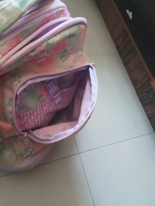 Mochila con ruedas y estampado floral