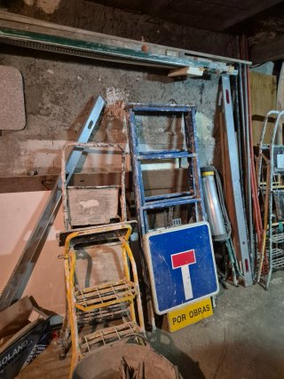 Lote de herramienta de construccion