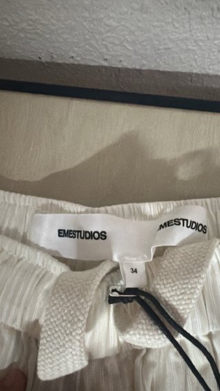 Pantalones EMESTUDIOS nuevos