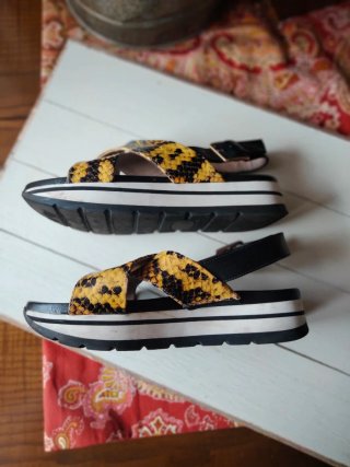 Sandalias Piel Print