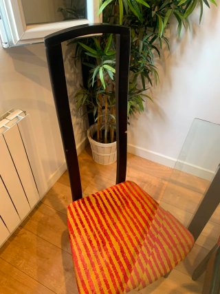 MESA DE CRISTAL + 6 SILLAS