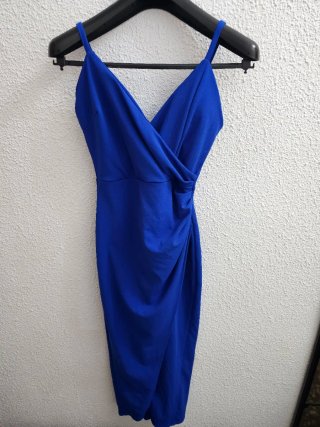 Vestido azul elegante para eventos