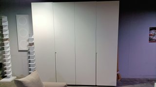 Armario blanco puertas practicables