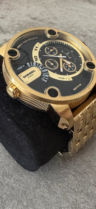 Reloj Diesel Dorado Cronógrafo DZ7412