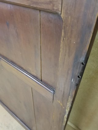 Puerta de madera antigua