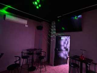 R-7940481 Traspaso Bar Musical en Esplugues