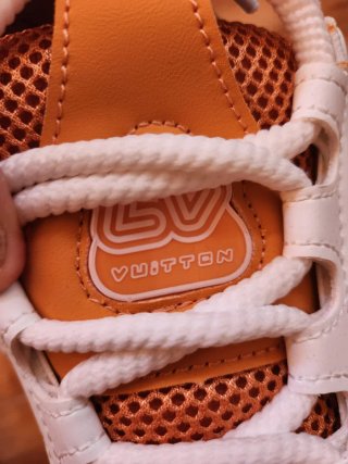 Zapatillas Louis Vuitton Naranja y Blanco