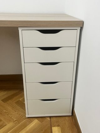 Escritorio Ikea 120x60 con cajonera blanca