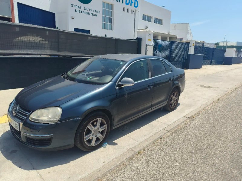 Volkswagen Jetta año 2006. - foto 1