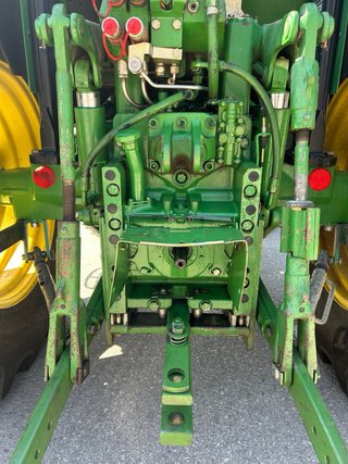 Tractor John Deere 6210