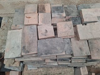 Ladrillos refractarios – lote aprox. 100 unidades