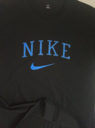Camiseta Nike Negra