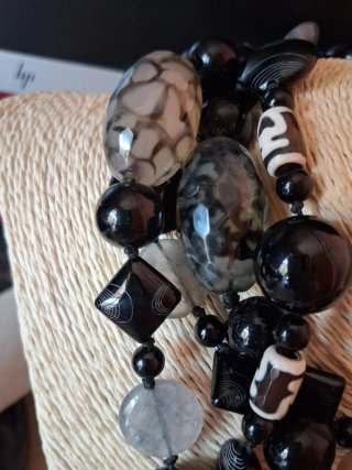 Collana donna pietre nere e multicolor