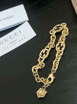 Pulsera Gucci GG  Mujer
