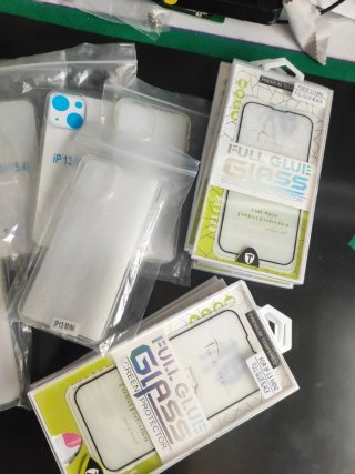 Cover e vetro protettivo per iPhone 13 Mini