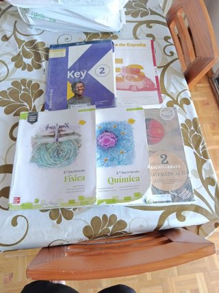 Lote libros 2° bachillerato