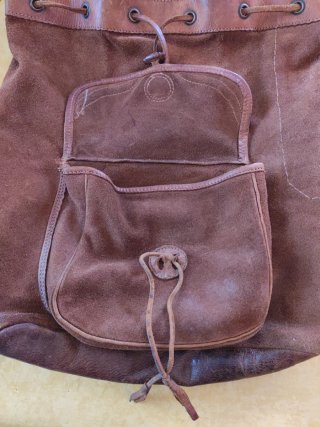 Mochila Safari de piel serraje vintage más 30 años