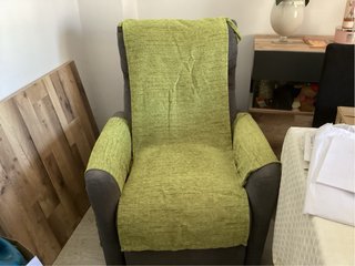 Sillón reclinable gris